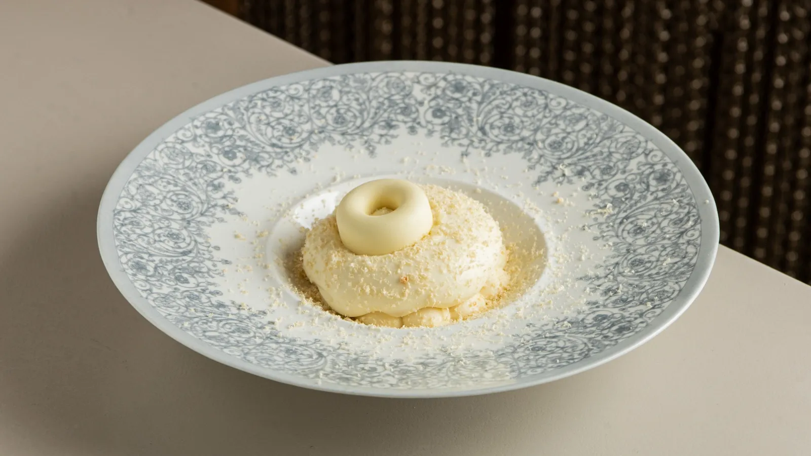 Баноффи с сорбетом из маракуйи.webp