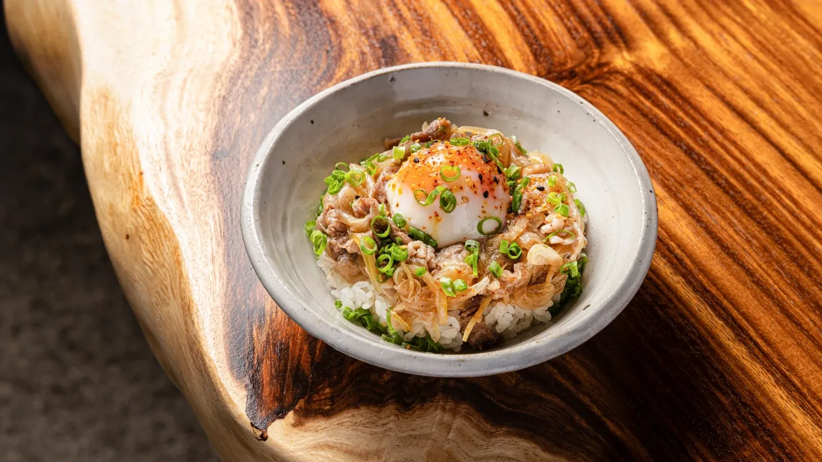 Донбури_Гюдон_горизонталь (1).webp