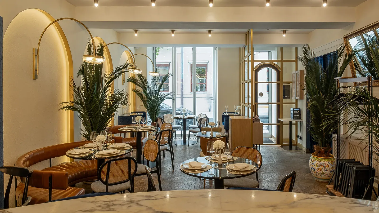 Garda Caffe_интерьер (09).webp