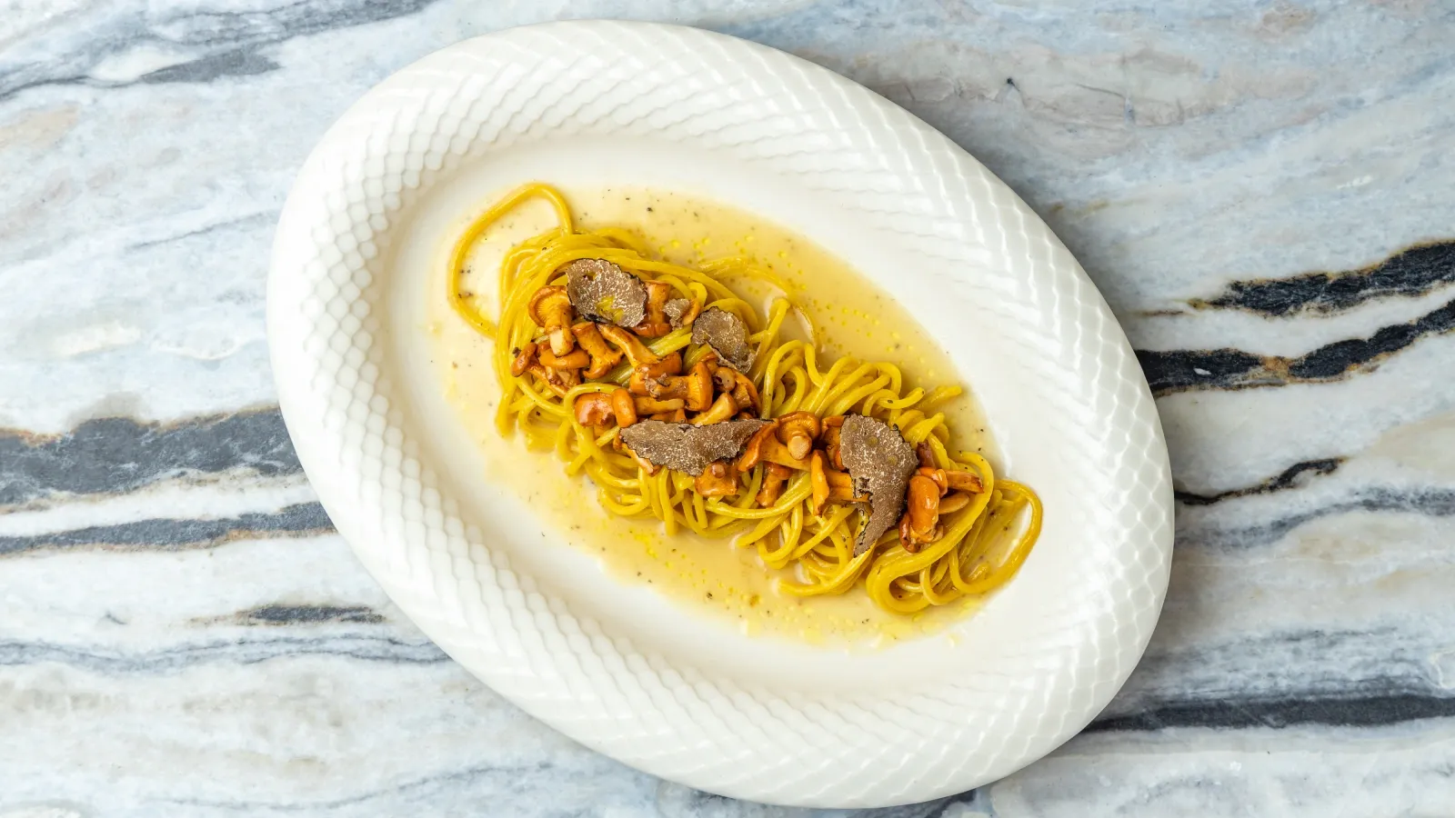 Лингвини с лисичками и трюфелем3.webp