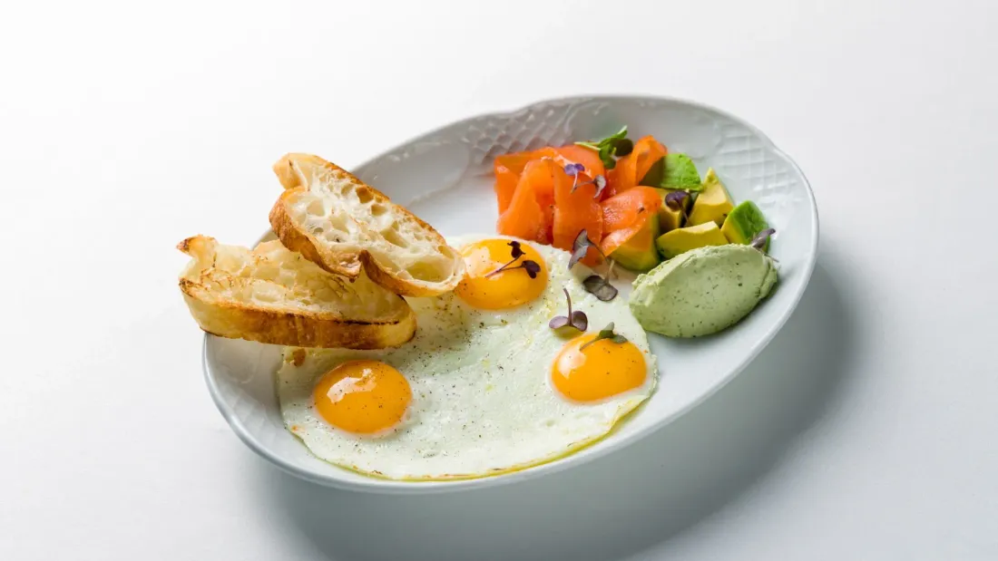 "Café Tchaikovsky" Updates Its Breakfast Menu.