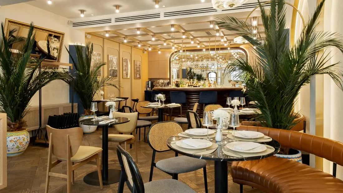 Garda Caffe_интерьер (08).webp