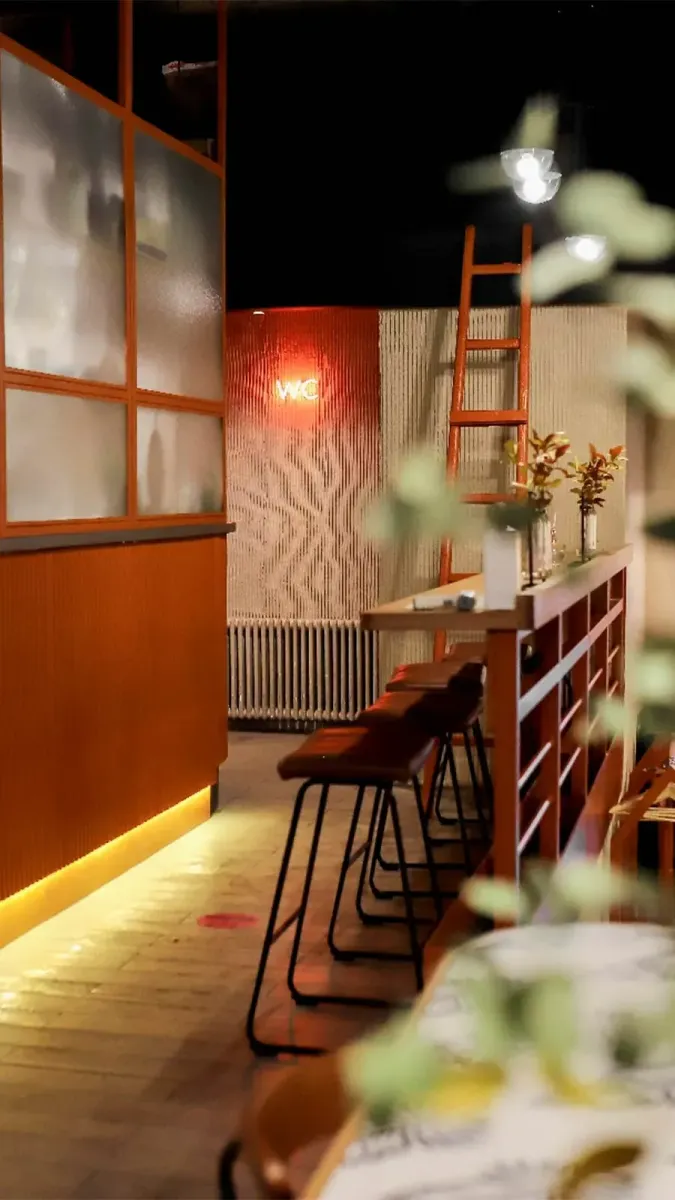 Finch Красный октябрь photo 2