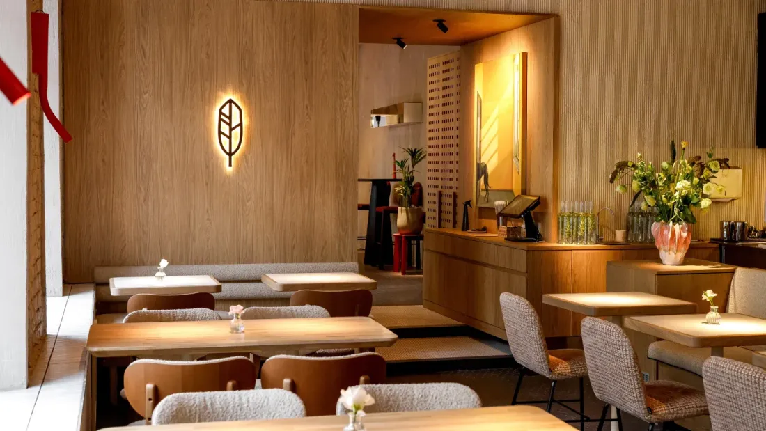 New Finch Coffee Shop Opens in Gazetny.