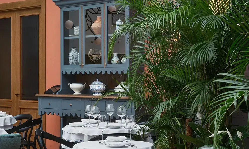 Went for Breakfast at the St. Petersburg Joli Grand Bistrot