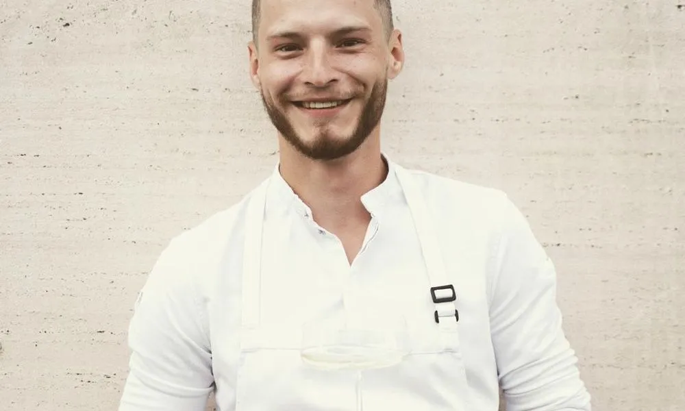 Евгений Довженко: авторская кухня в Gino и уроки скандинавского Ekstedt