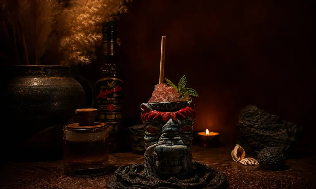 Коктейль Pele’s Lagoon в баре Alpaca