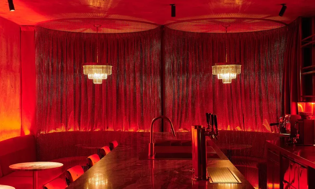 Paris Fashion Week SS'27 в Marcelo Miracles Shop & Bar