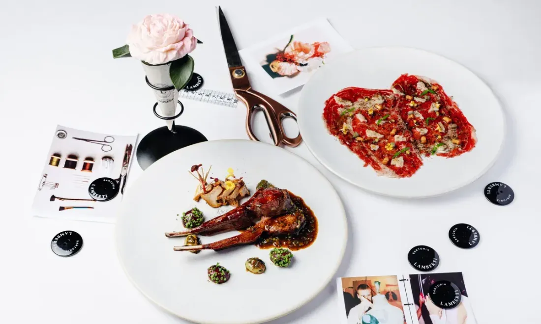 Фестивальное меню Moscow Restaurant Week на сервированном столе