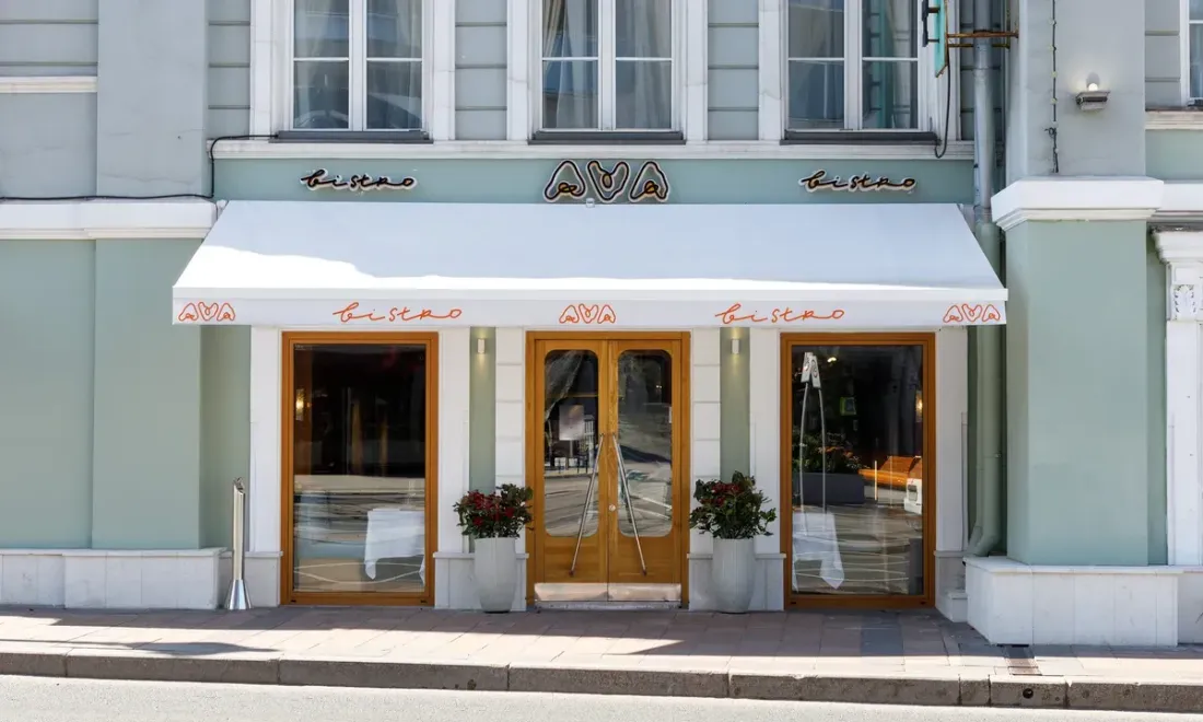 Интерьер AVA Bistro на Большой Никитской