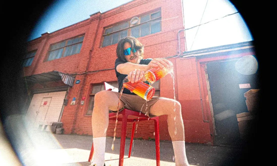 Напитки Cherry Pop и Сайонара в Camera Obscura