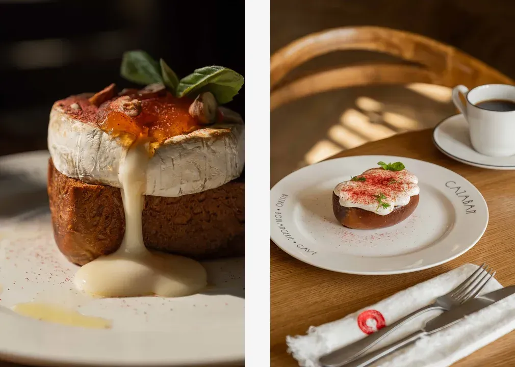 Кофейная бриошь Cazaban Bistro & Bakery с камамбером и версия с лимонным кремом