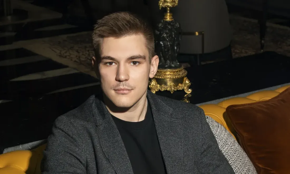 Шеф-бармен Сергей Петров в баре Шаляпин