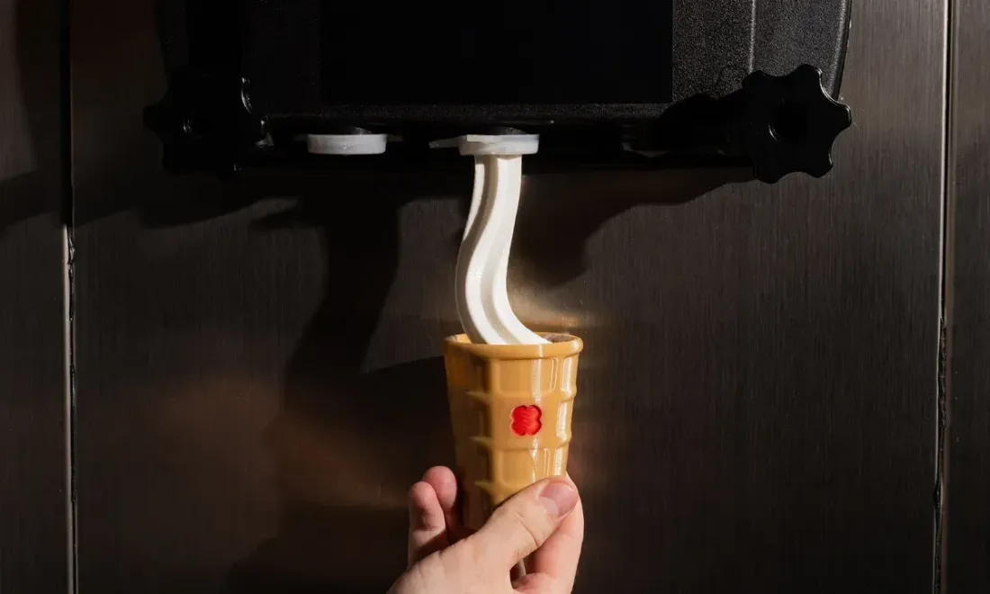Мороженое в HookahPlace Forever в стаканчике с 3D-принтера