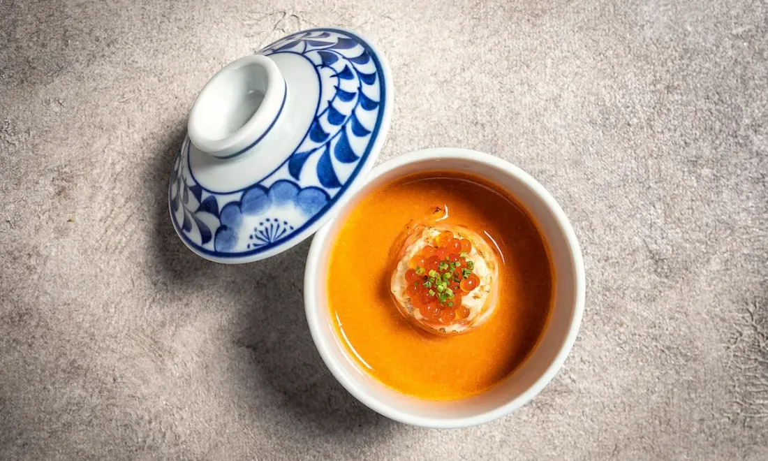 Блюдо raw bar в LEPS ASIAN RESTAURANT & SINGER CLUB