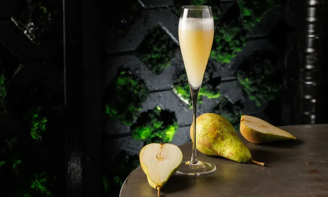 Royal Pear с грушей конференс в Meat Coin