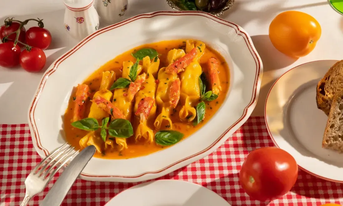 Летний special в Nappe Bistro: карамелле с крабом и Bellini