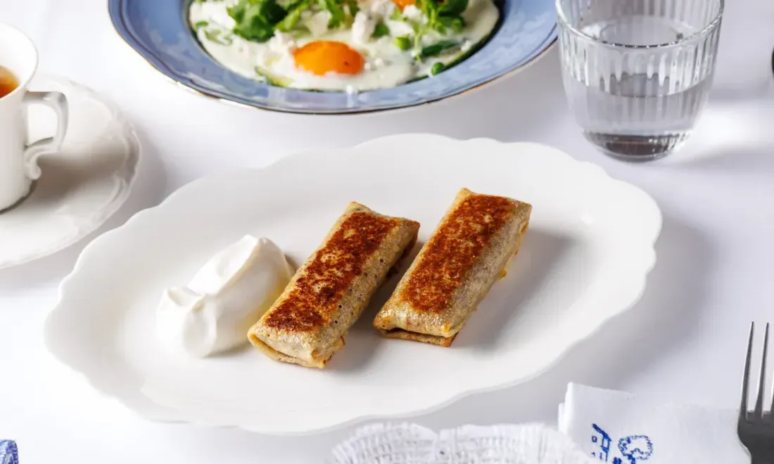 Блины с мясом и сметаной в ресторане «Перемена»