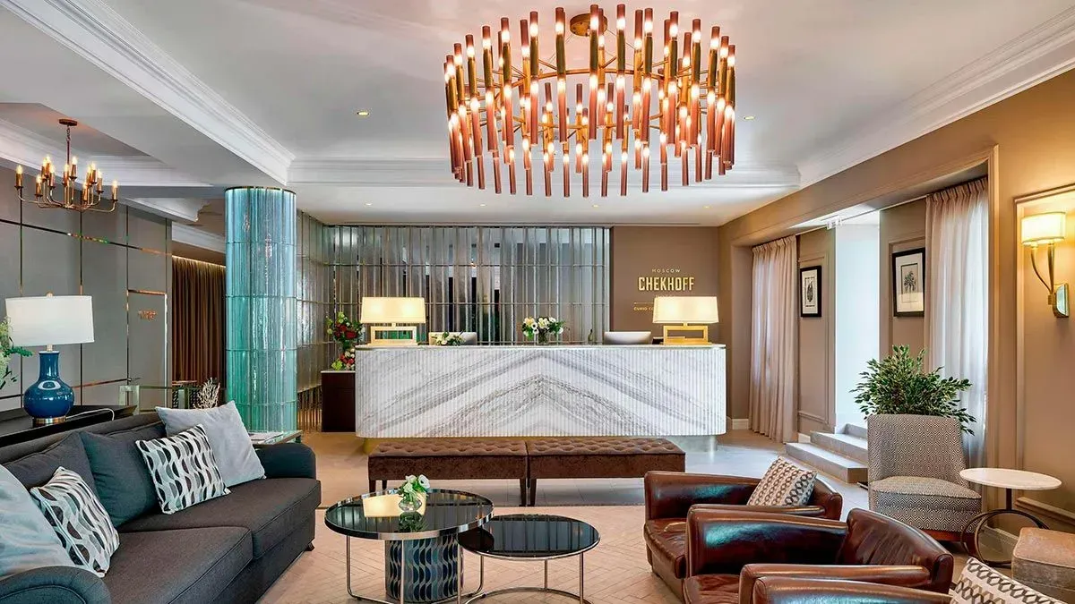 luchshiye-oteli-moskva-18.webp