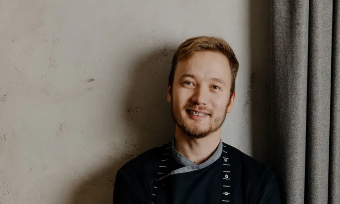 Рахим Кишибаев: французская точность и русский характер в московском L'Atelier Petrovka