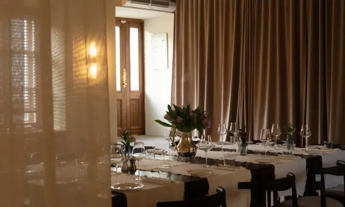 Cazaban Bistro & Bakery: французское бистро в Москве