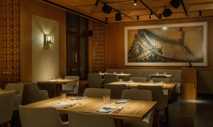 Ужин с шампанским Henri Giraud и фугу в Motto Azabu