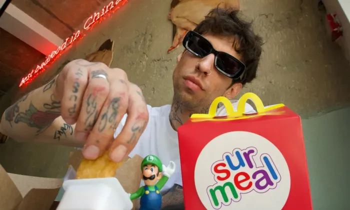 SUR запустил бокс SUR Meal с игрушками из Happy Meal