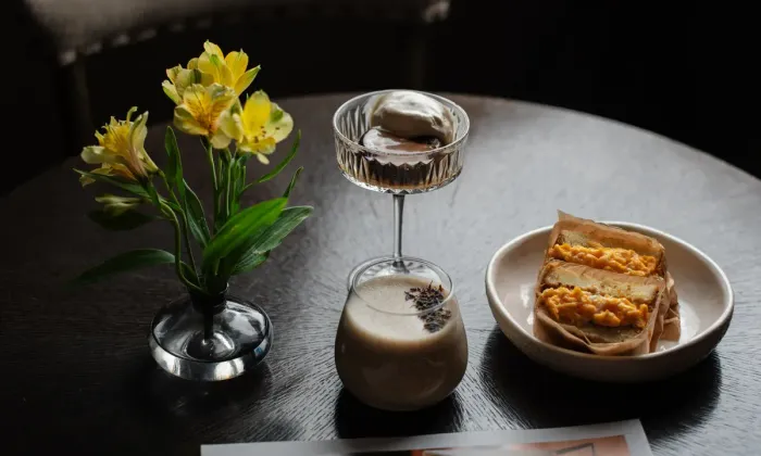CUPS готовит петербургские завтраки Alto café