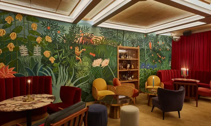 Кинопоказы La Dolce Vita в Segreto вместе с OSKELLY