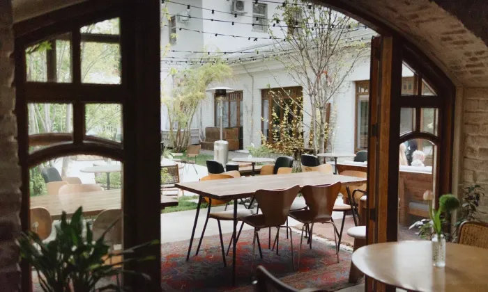 Yauza Place x Centrale Bistro: летний бранч двух шефов и вечеринка во дворе