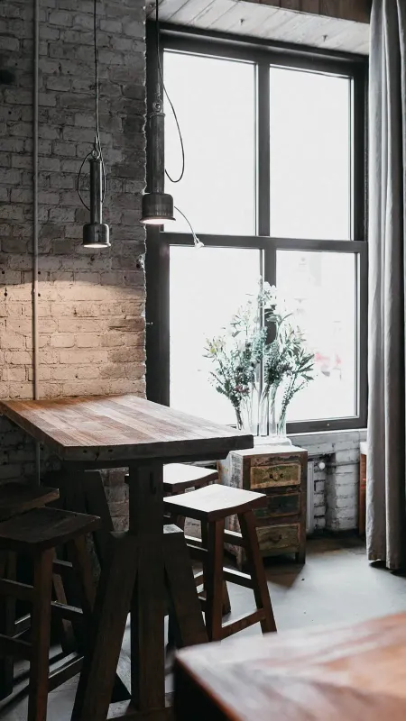 u2_d4787e01a8.webp