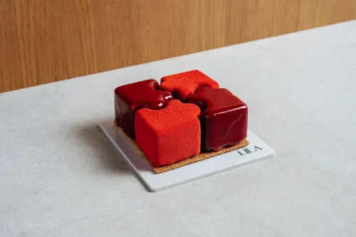 Lila Pastry выпустила весеннюю коллекцию десертов и напитков