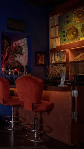 fonoteca_listening_bar_2_858e9c4c83.webp