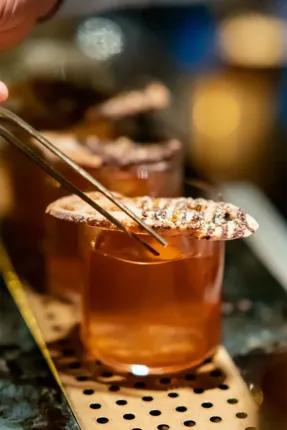 thetaste_dubai-galaxy-bar-03.webp