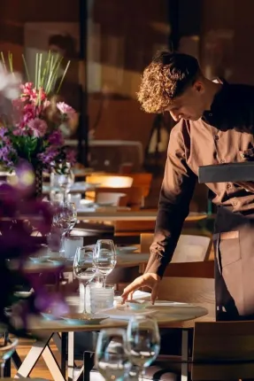 thetaste_dubai-il-ristorante-cover.webp
