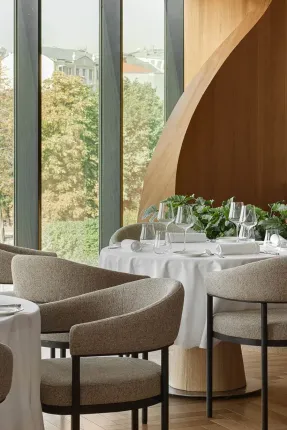 thetaste_moscow-avrora-02.webp