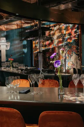 thetaste_moscow-big-wine-freaks-nikitskaya-03.webp