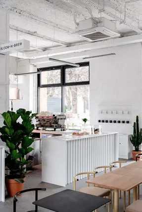 thetaste_moscow-bloom-n-brew-factoria-04.webp