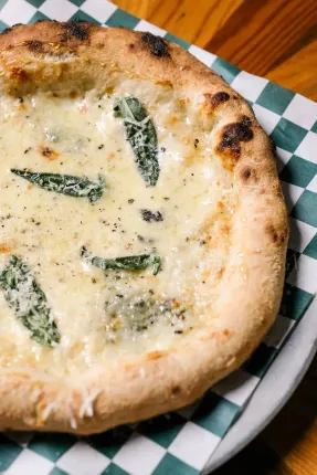 thetaste_rusty-rat-pizza-02.webp
