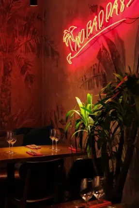 thetaste_saint-petersburg-atele-tapas-and-bar-03.webp