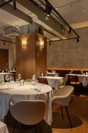 thetaste_saint-petersburg-kira-restaurant-02.webp