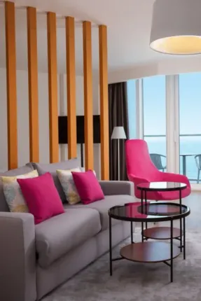 thetaste_sochi-radisson-collection-cover.webp