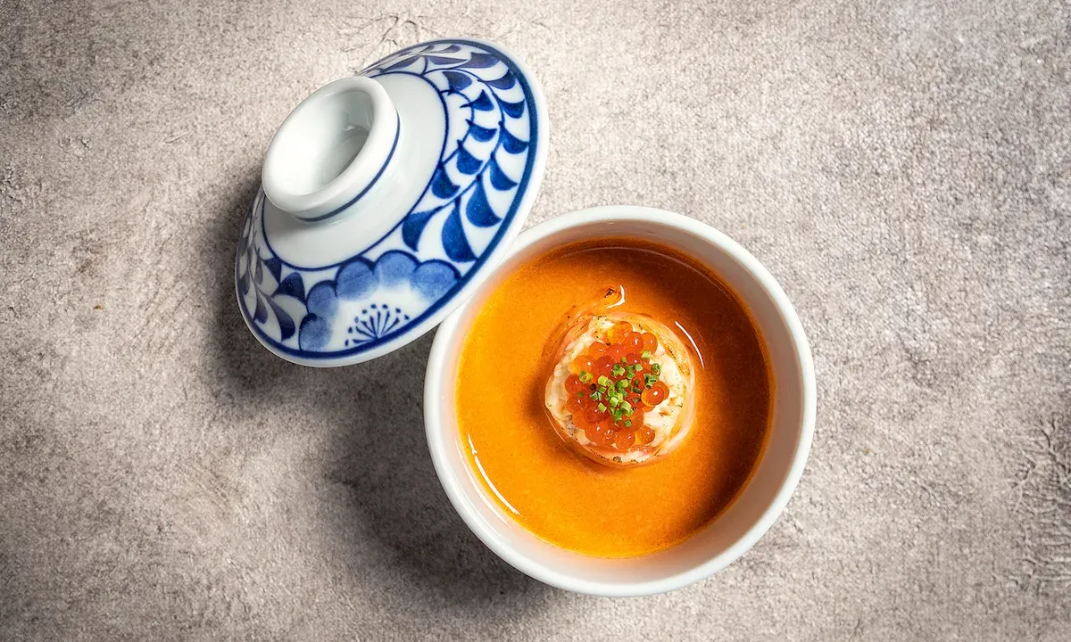 Блюдо raw bar в LEPS ASIAN RESTAURANT & SINGER CLUB