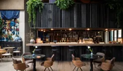 «Оригинал» на Земляном Валу. 