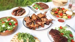 КуулКлевер выпустил мясо для гриля.