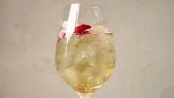 Весенние коктейли от Александра Меркова в Tilda.